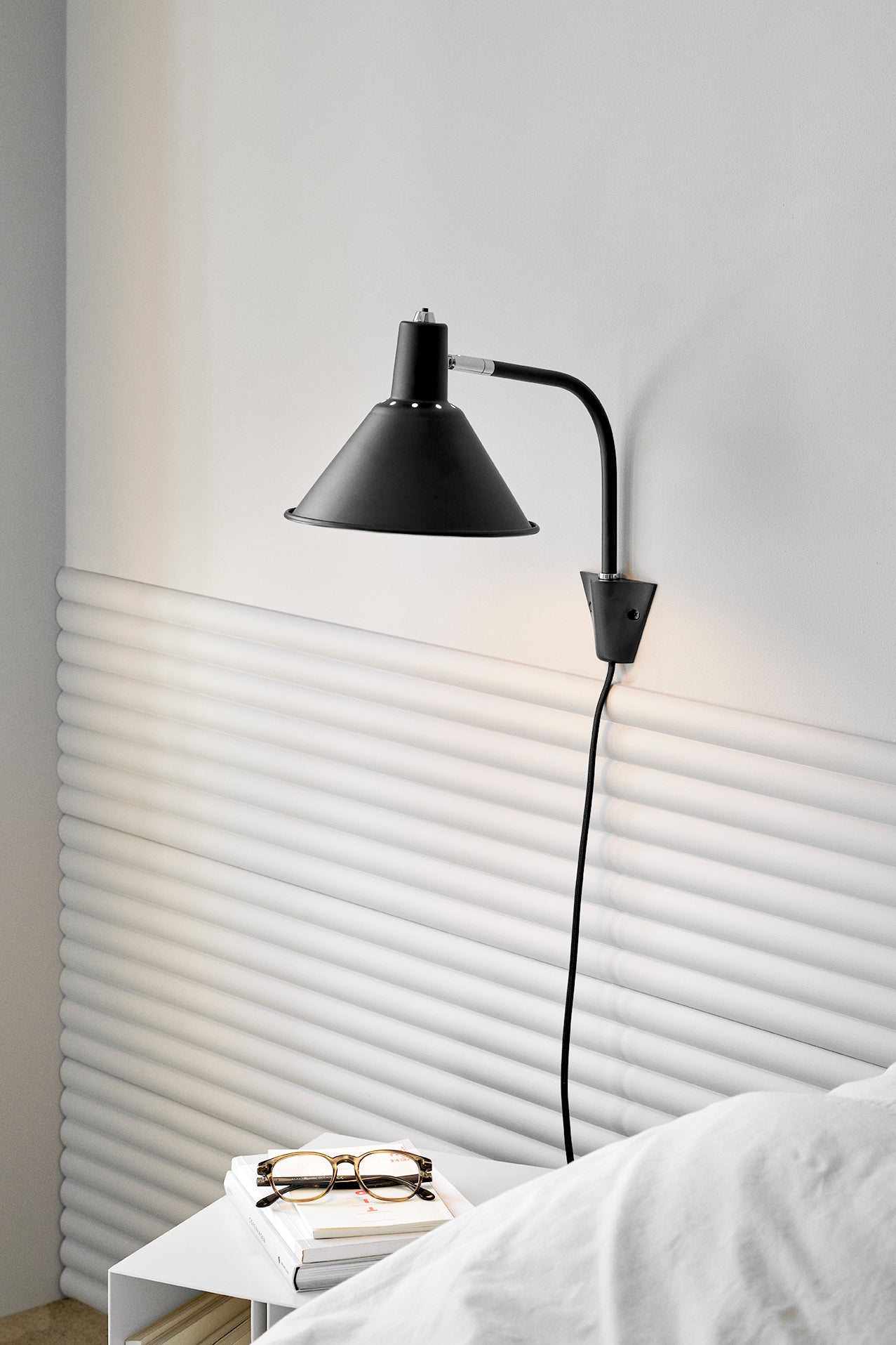 Arcon Wall Lamp - Black / Chrome - PRE-ORDER - NUAD